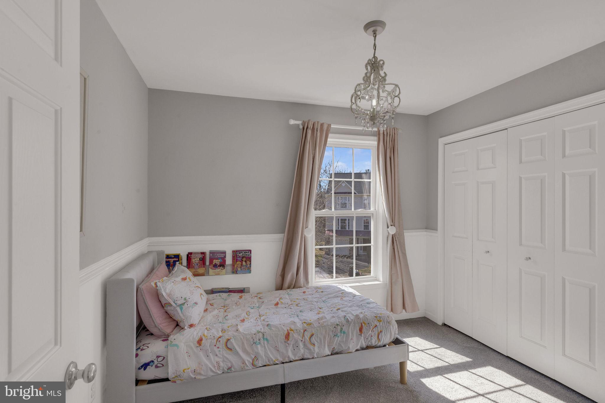 DEVON COURT - Residential