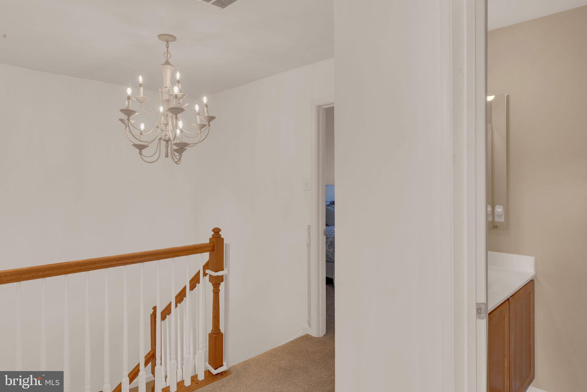 DEVON COURT - Residential