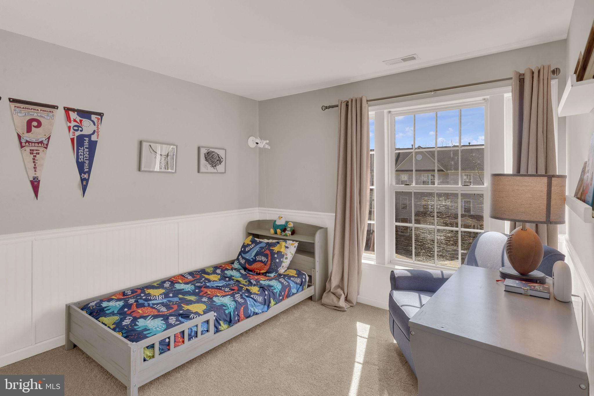 DEVON COURT - Residential