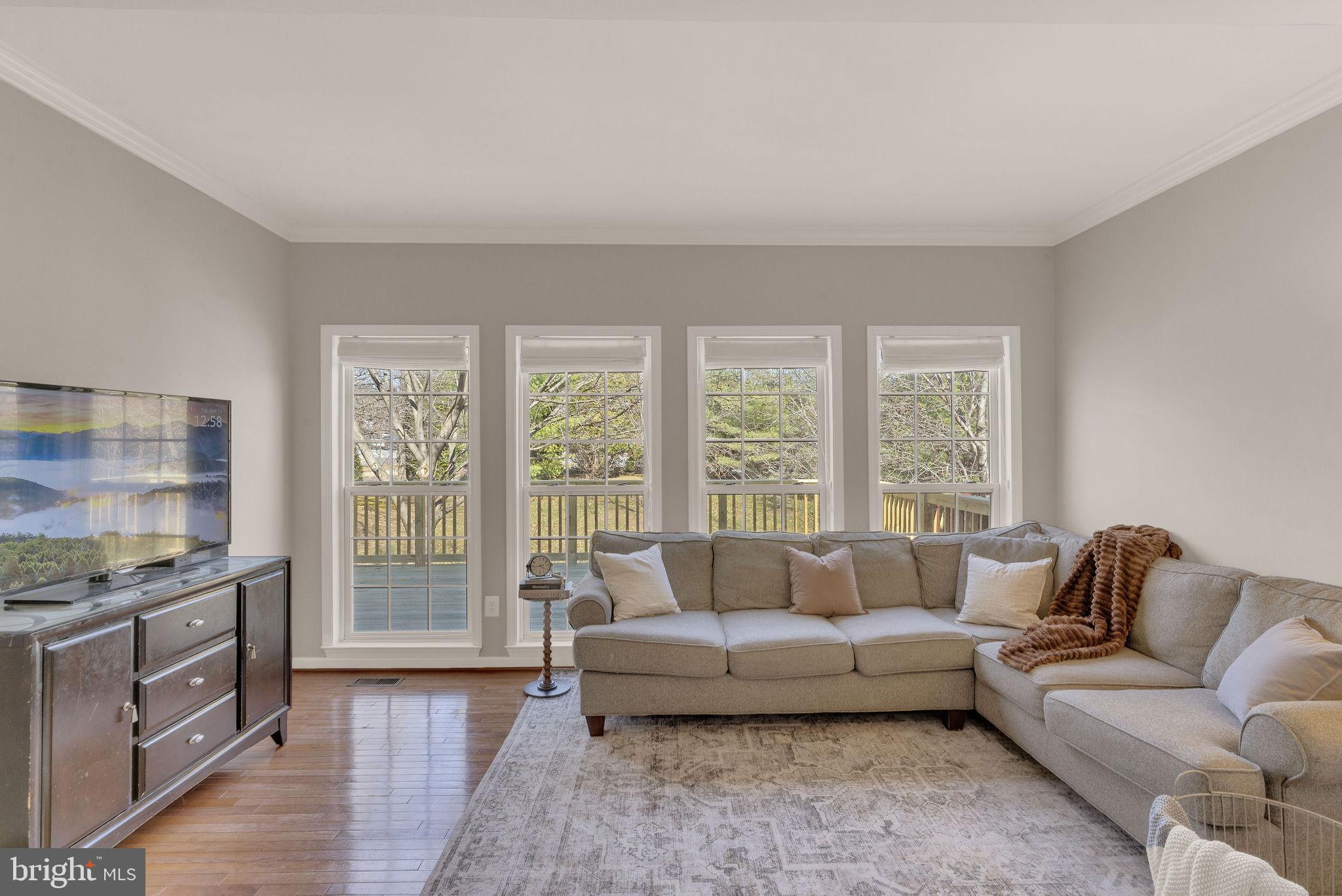 DEVON COURT - Residential