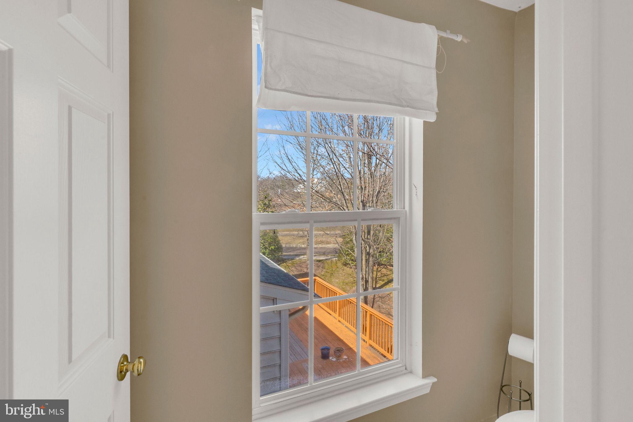 DEVON COURT - Residential