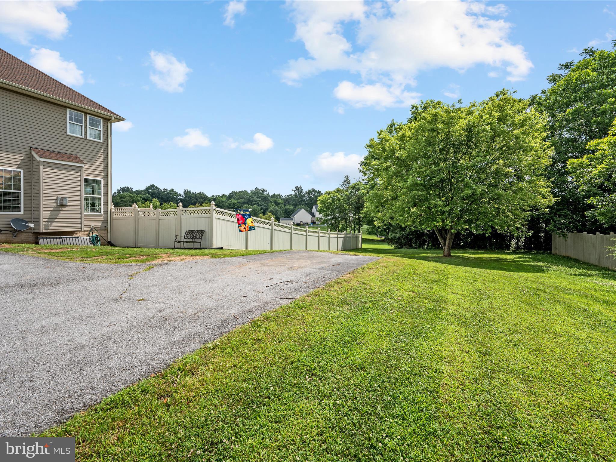 FIELDSTONE - Residential