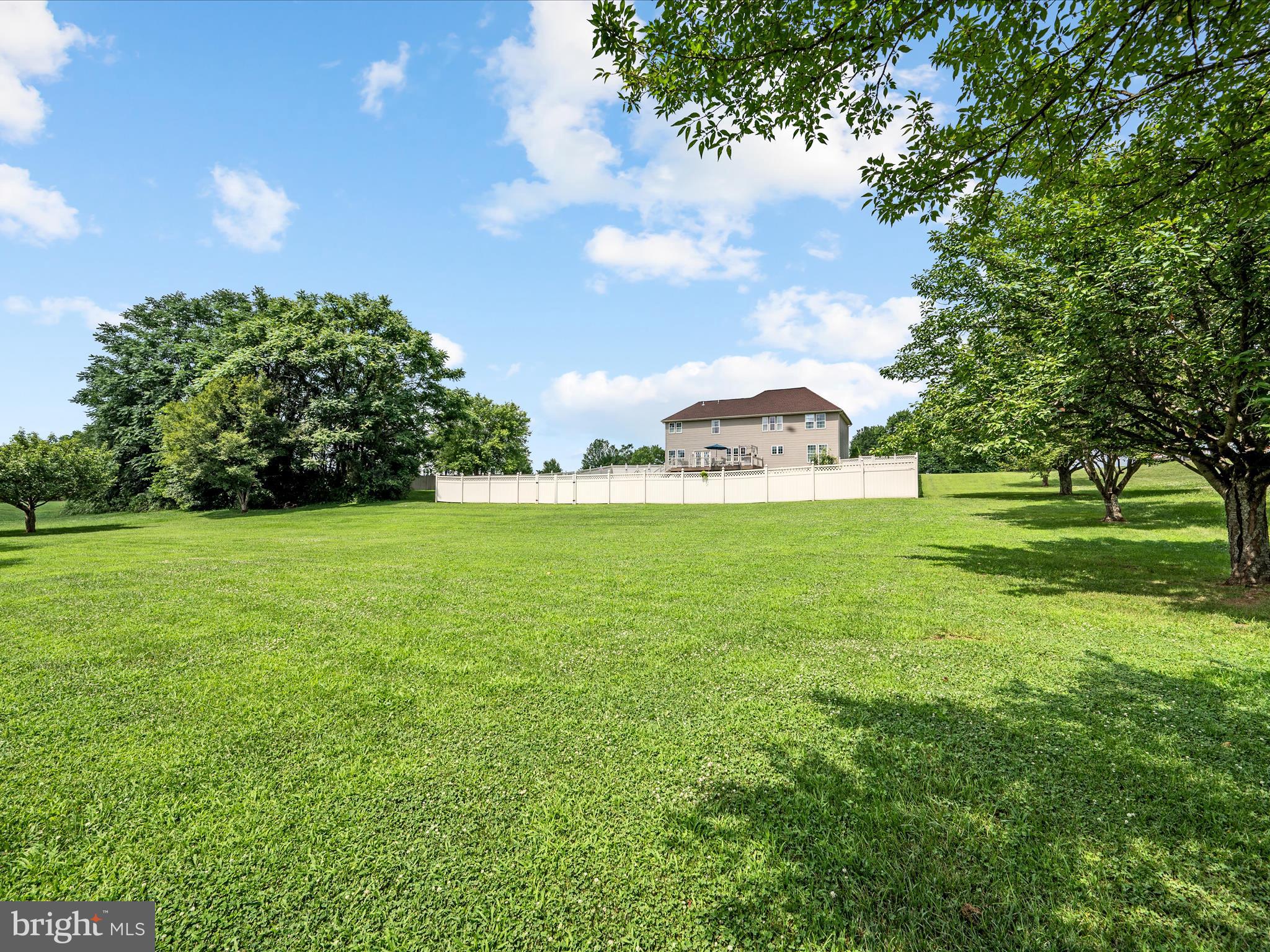 FIELDSTONE - Residential