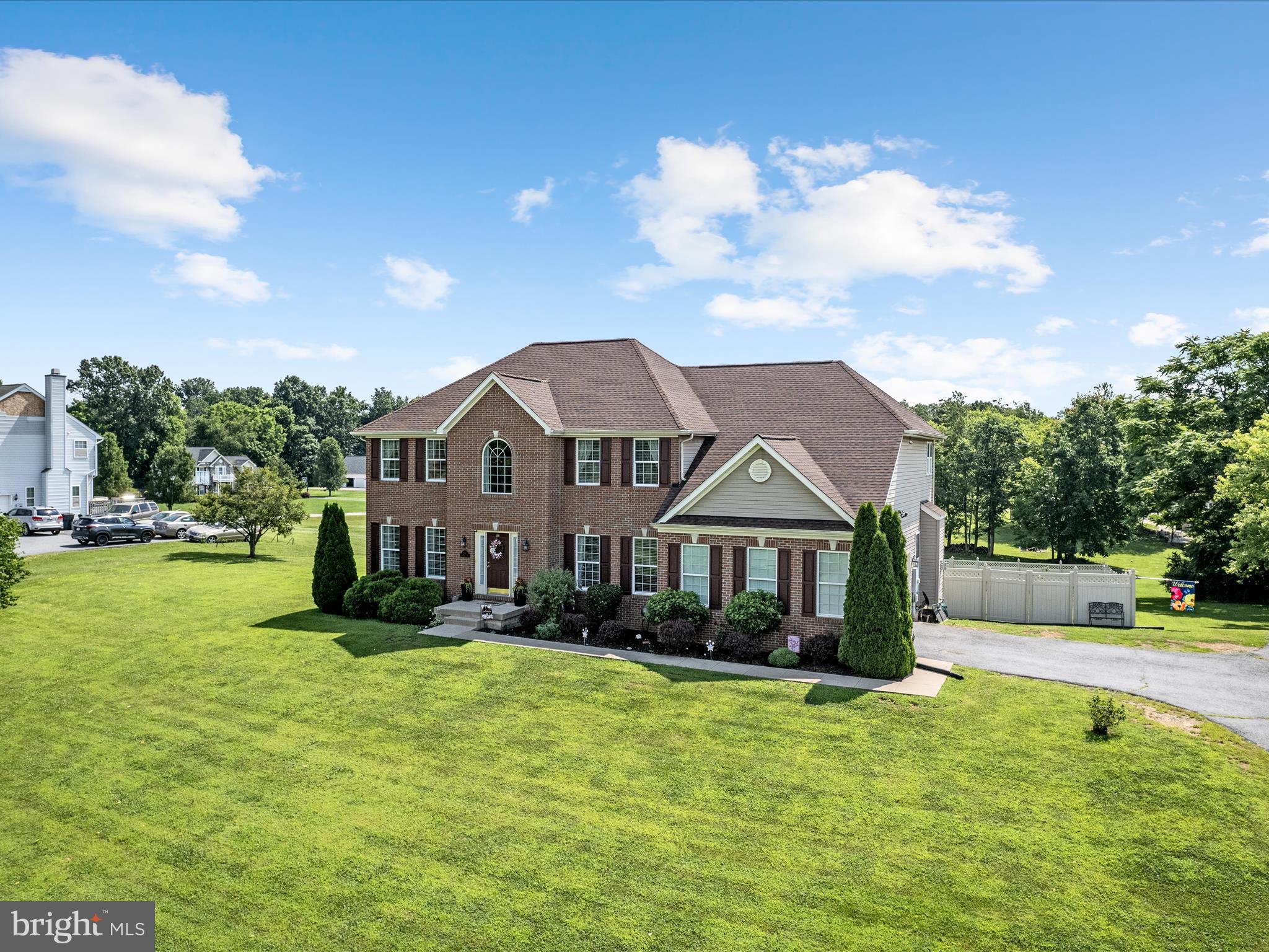 FIELDSTONE - Residential