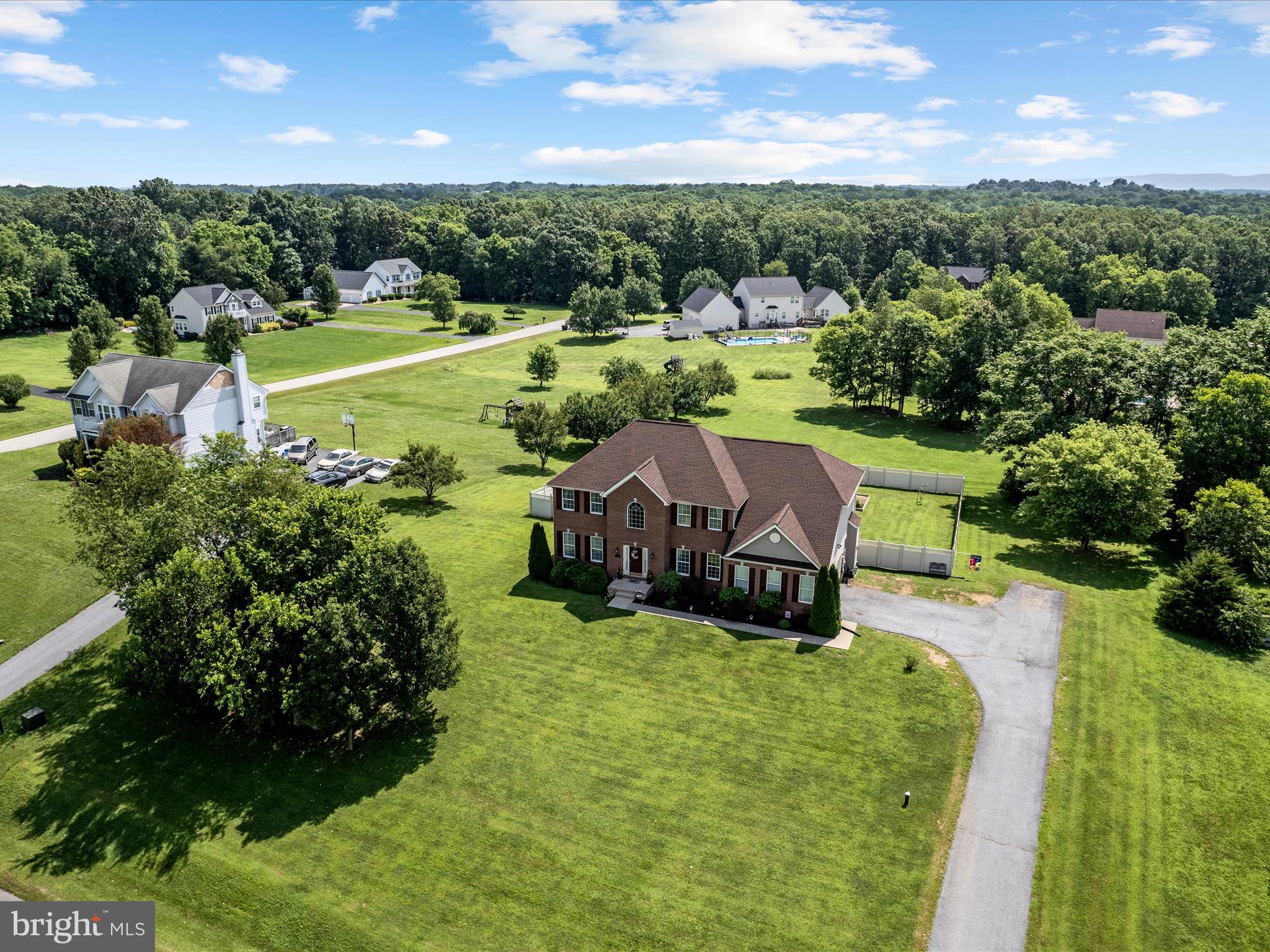 FIELDSTONE - Residential