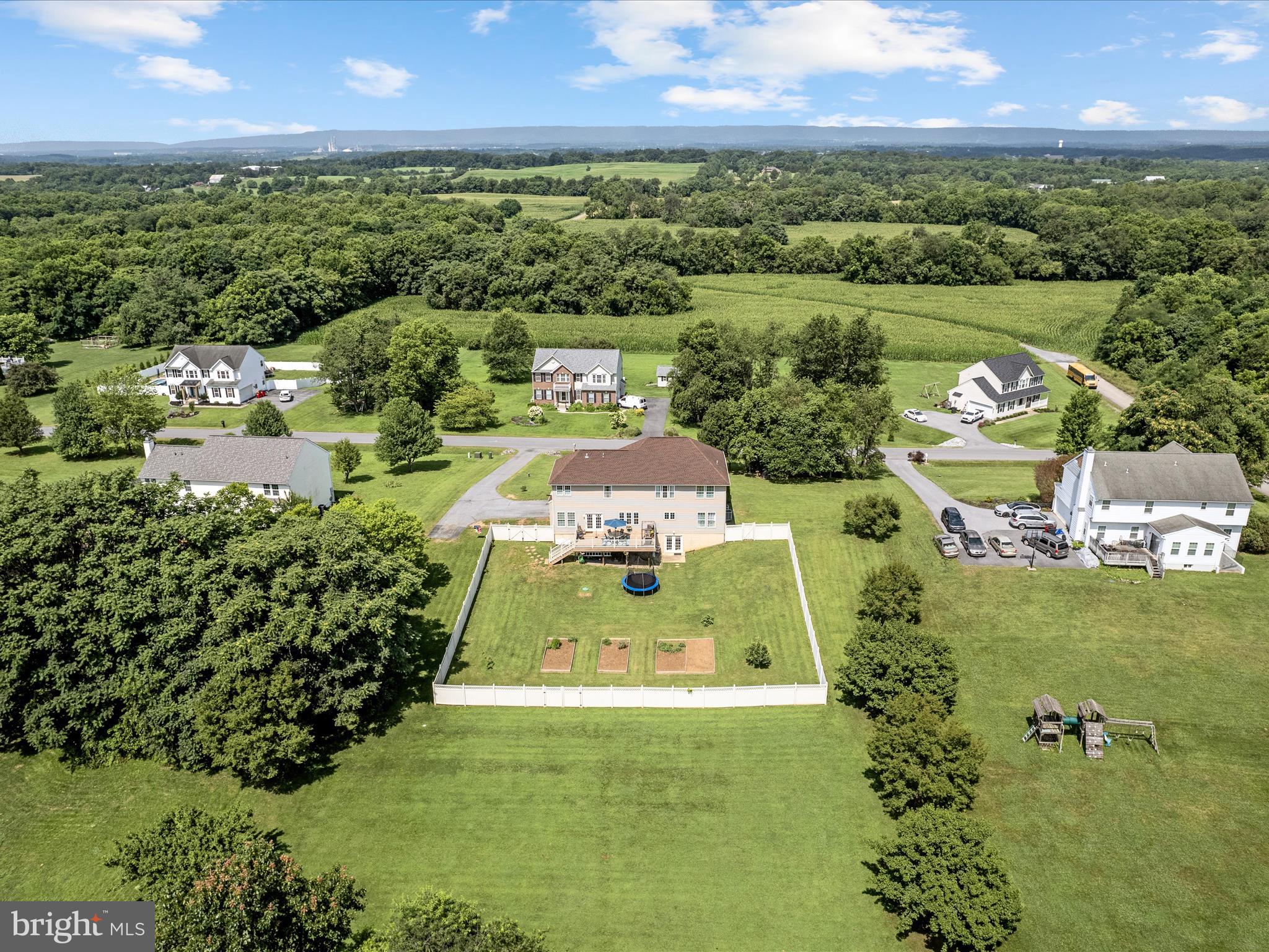 FIELDSTONE - Residential