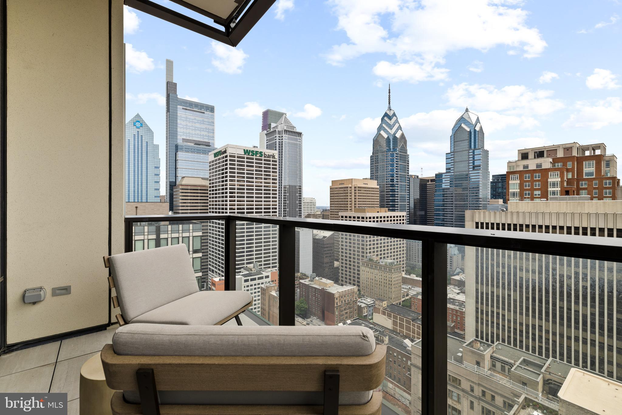 RITTENHOUSE SQUARE - Residential