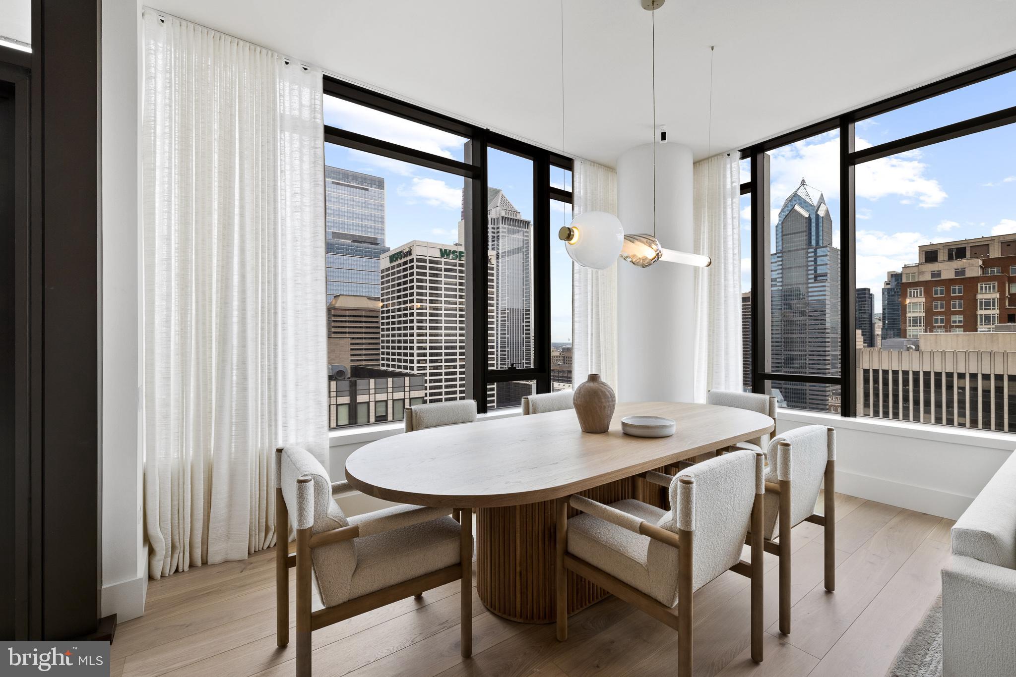 RITTENHOUSE SQUARE - Residential