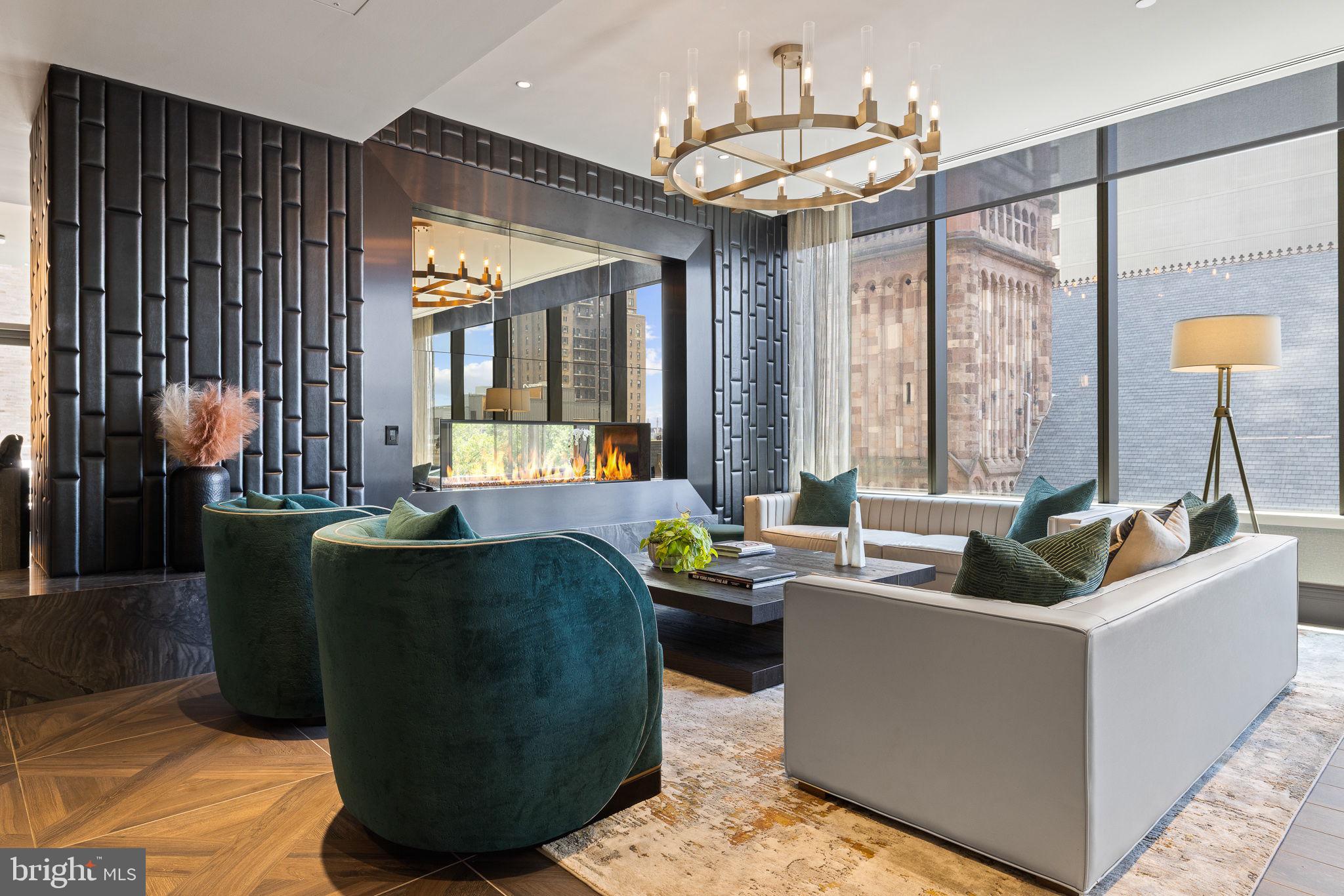 RITTENHOUSE SQUARE - Residential