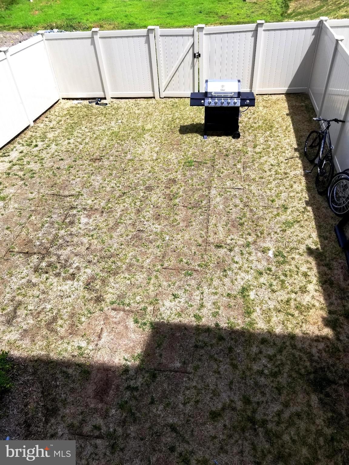 ST CHARLES SUB - FIELDSIDE - Residential Lease