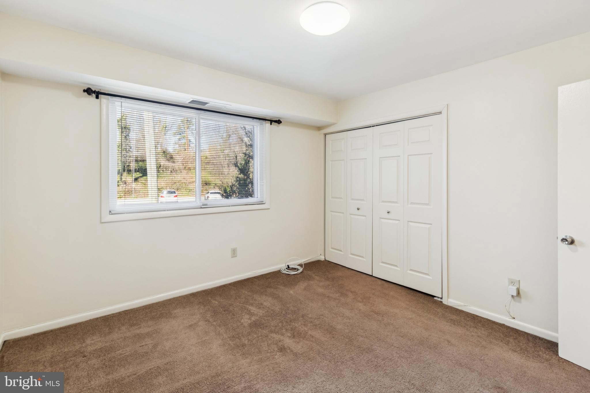 HUNTCREST - Residential