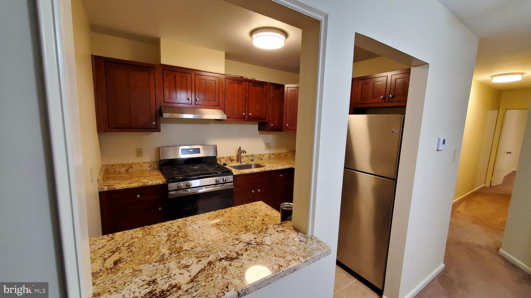 HUNTCREST - Residential