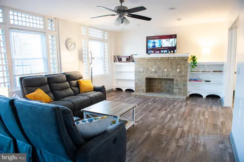 3809 Ventnor Avenue Unit 4, Atlantic City, NJ MLS: NJAC2022774