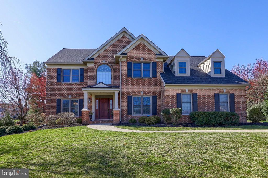 Photo of 2124 QUAIL DR, LANCASTER, PA 17601 (MLS # PALA2032704)