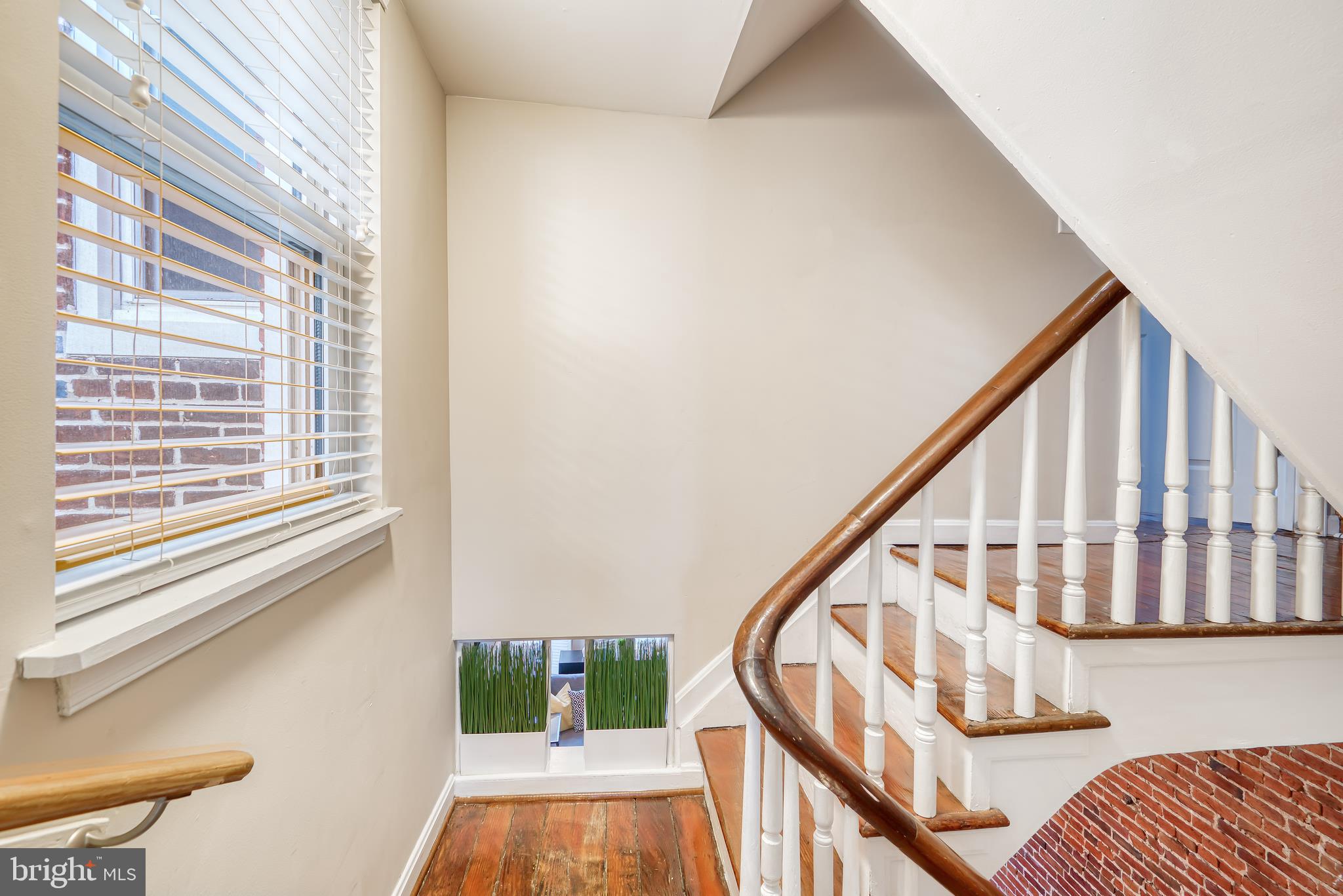 FEDERAL HILL HISTORIC DISTRICT - Residential Lease