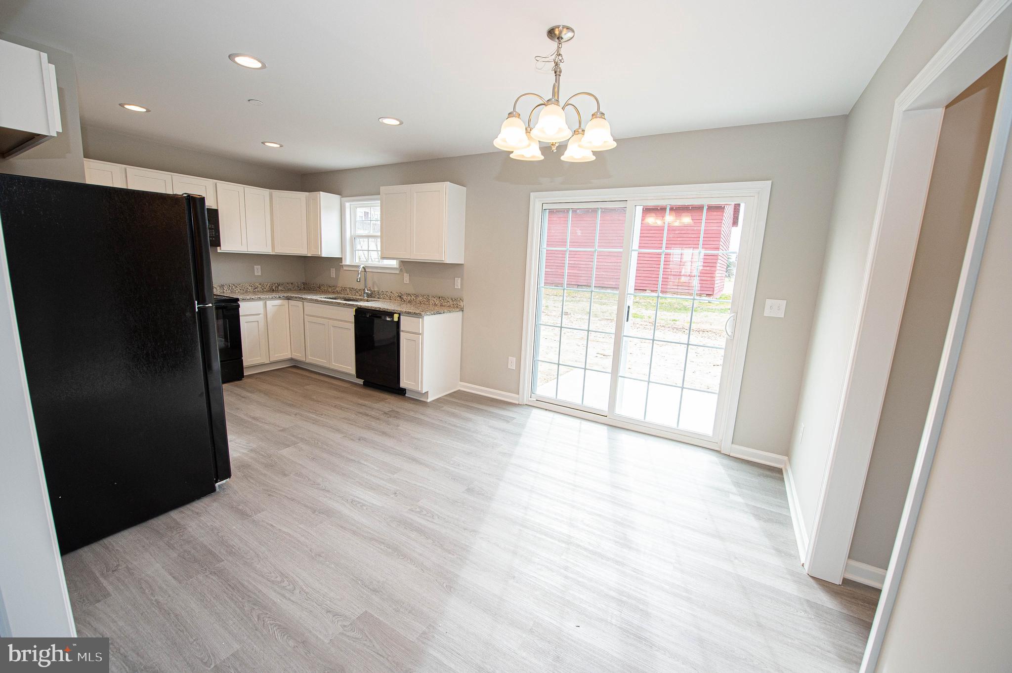 BUTLER'S VILLAGE - Residential Lease