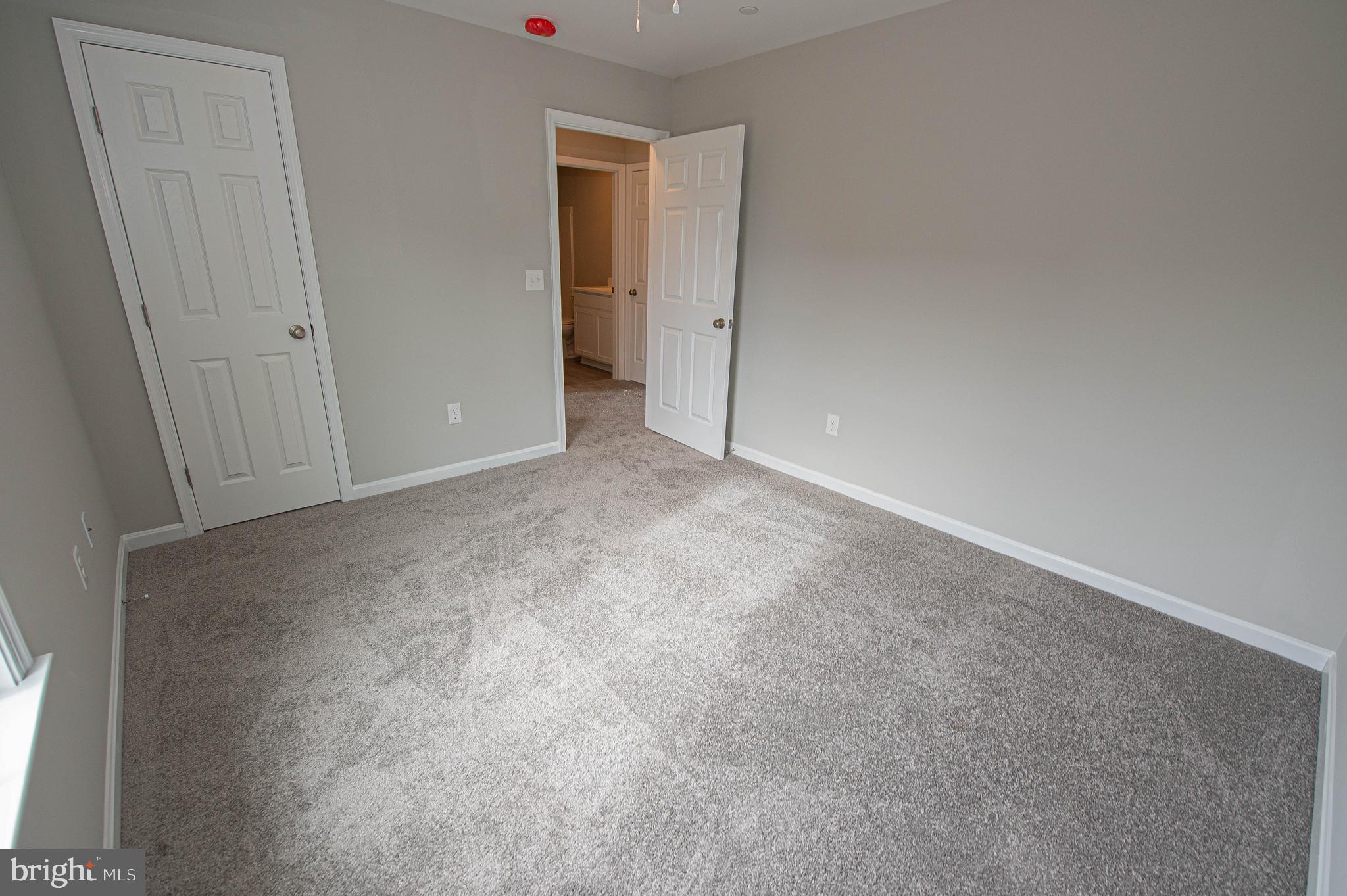 BUTLER'S VILLAGE - Residential Lease