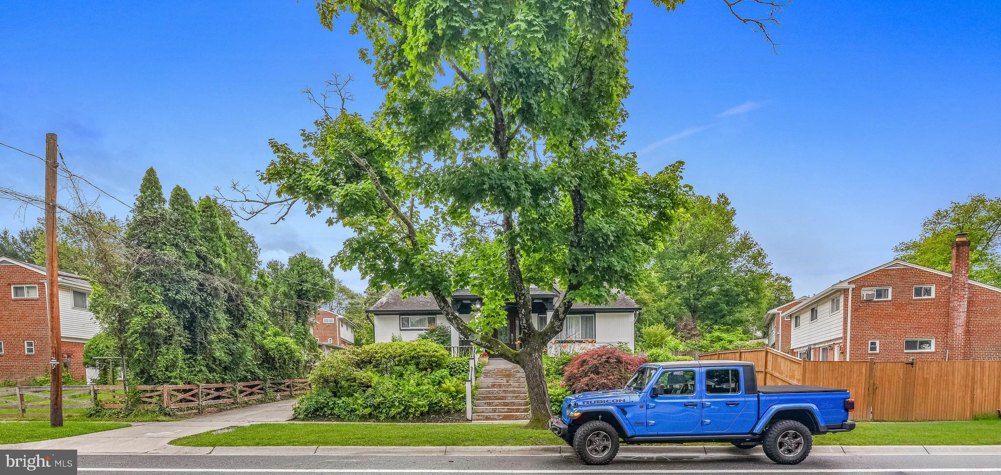 3702 MAY STREET