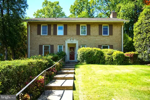 5908 Walhonding Road, Bethesda, MD MLS: MDMC2179166