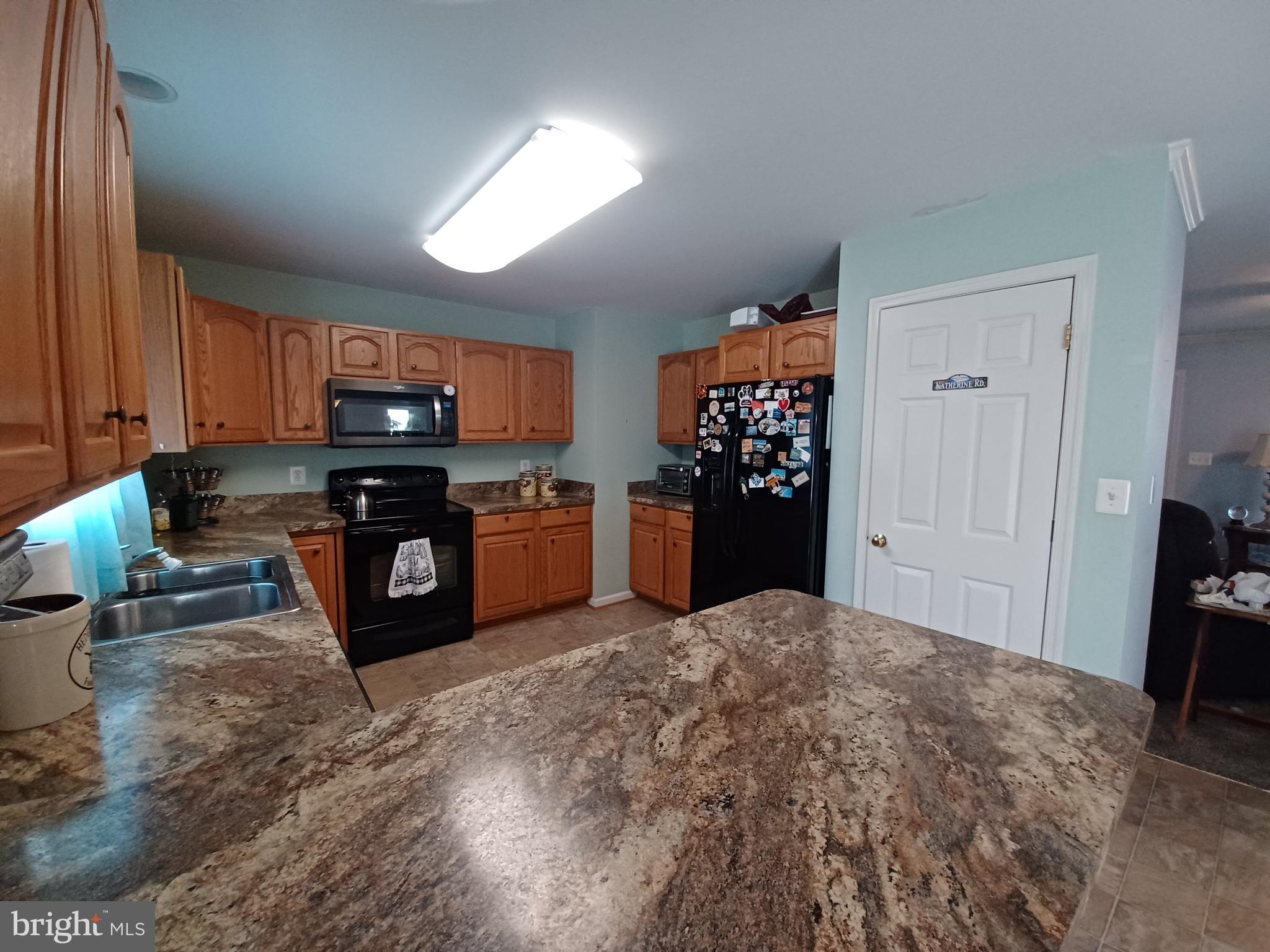 FORT HILL FARMS - Residential