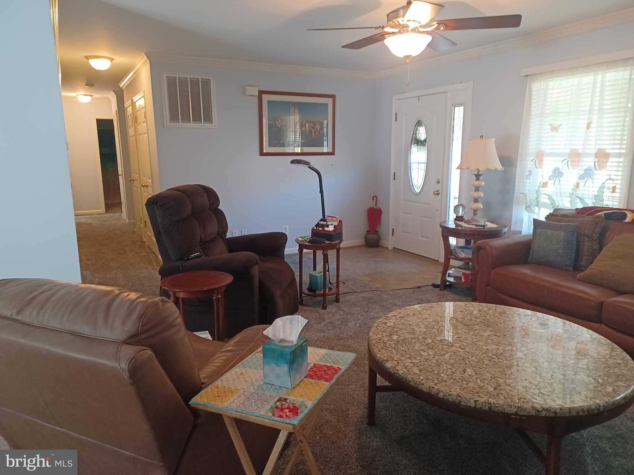 FORT HILL FARMS - Residential