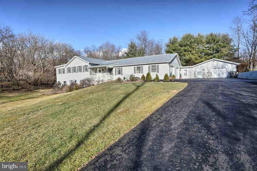 Home features 4 bdrs and 2.5 bths. All bedrooms have roomy closets. There is a large eat in kitchen w/ access to the spacious sun room and two car attached garage. There is a beautiful carpeted living room w/ lots of natural light, a large family room w/ access to the back patio, and a spacious game room great for entertaining w/ half bath, bar, gas fire place and access to the integral 2 car garage. Home has lots of windows, offering and abundance of natural light. Also, there is a detached 1 car garage.