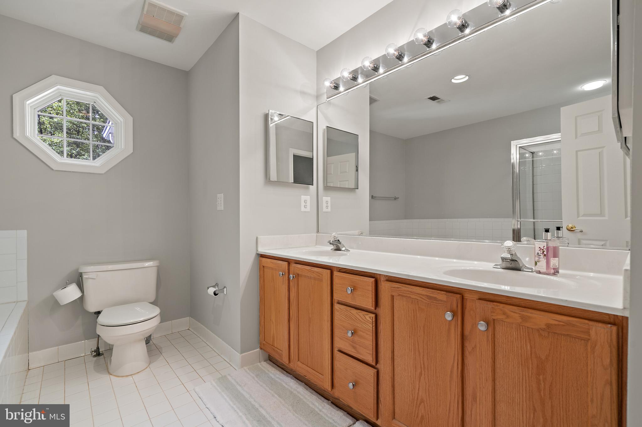 MORGAN'S WOODS - Residential