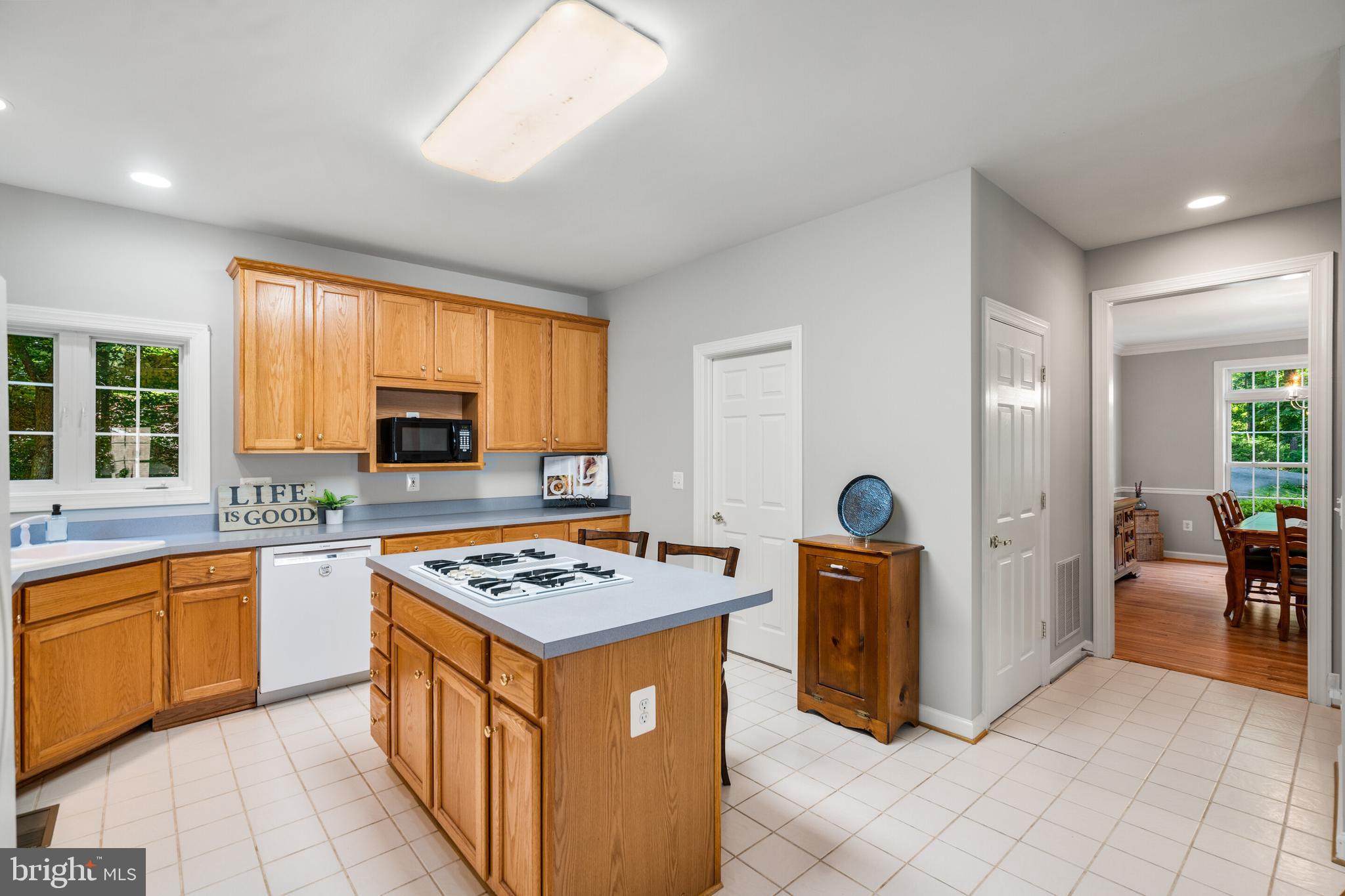 MORGAN'S WOODS - Residential