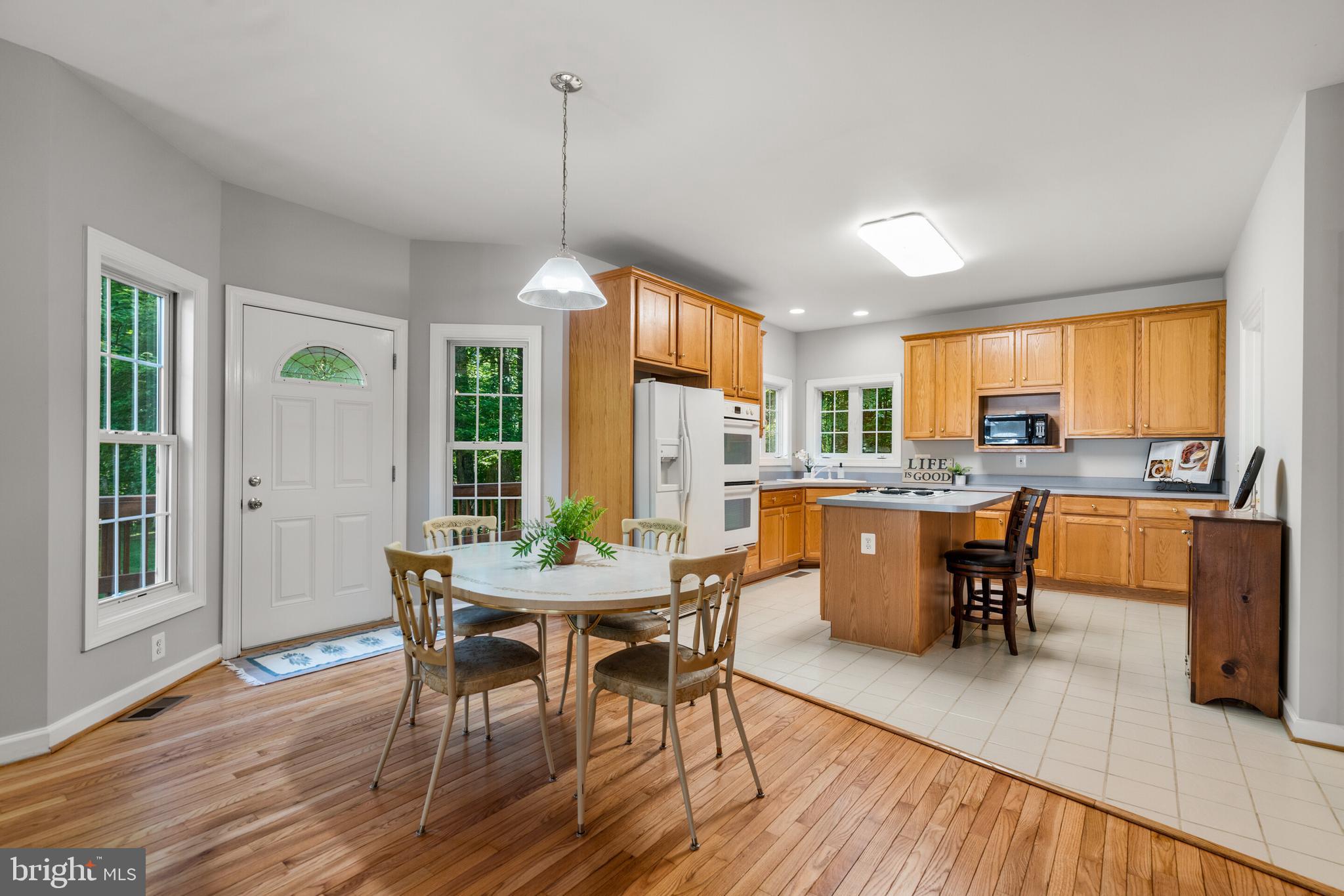 MORGAN'S WOODS - Residential