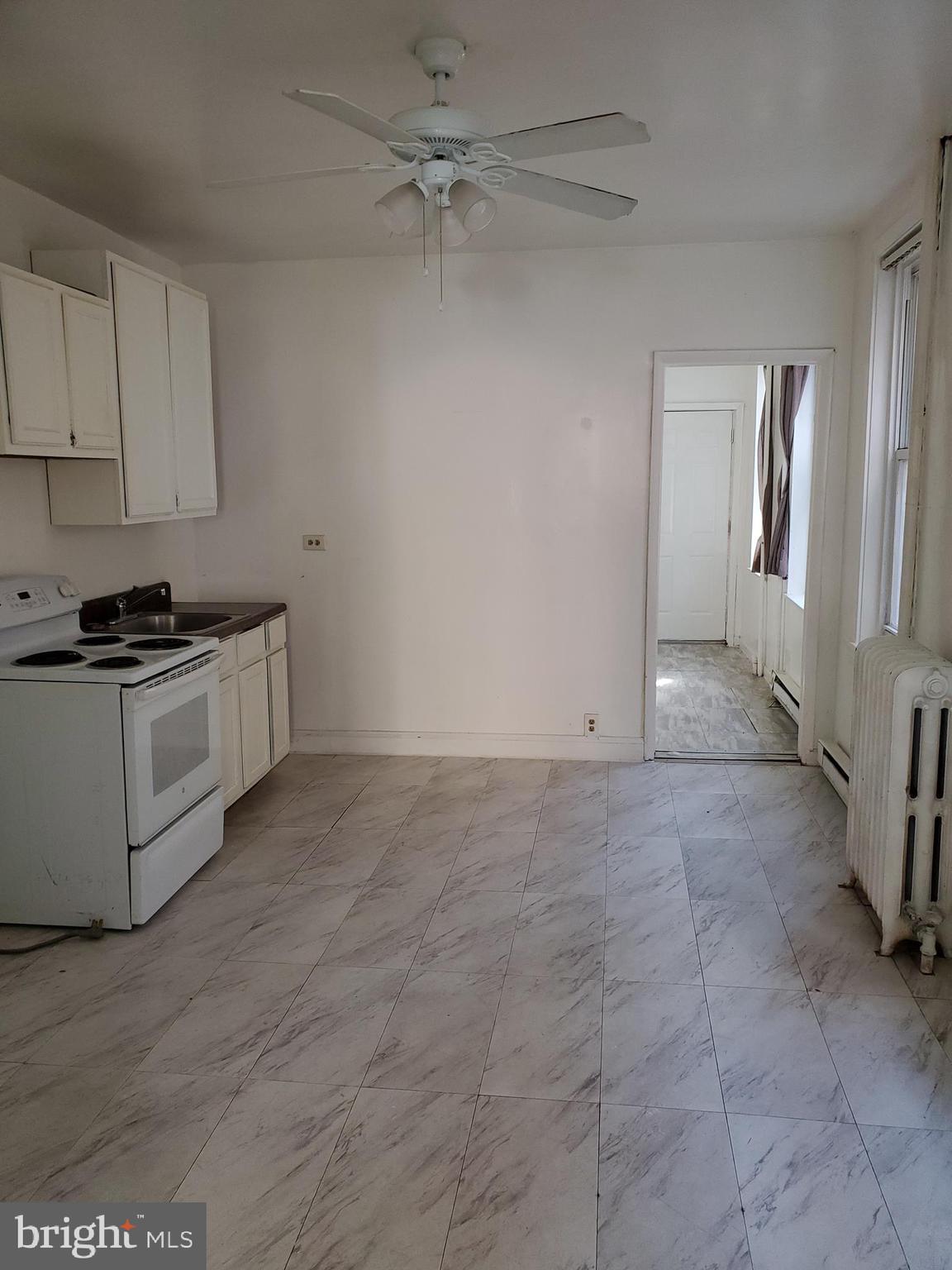 PHILADELPHIA (NORTH) - Residential Lease