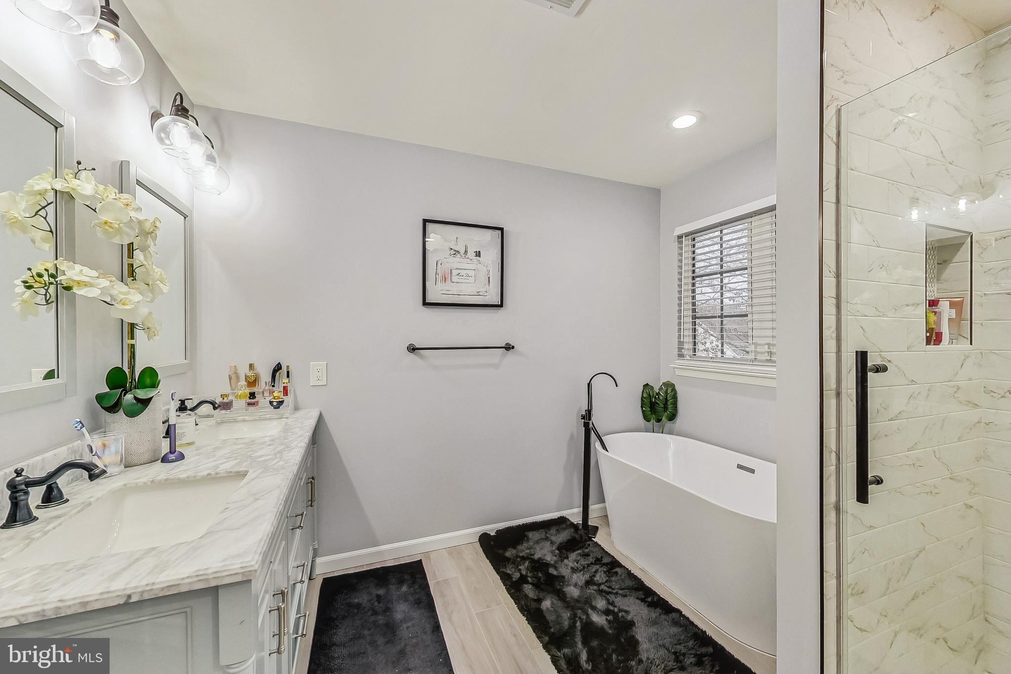 CEDAR POINTE - Residential