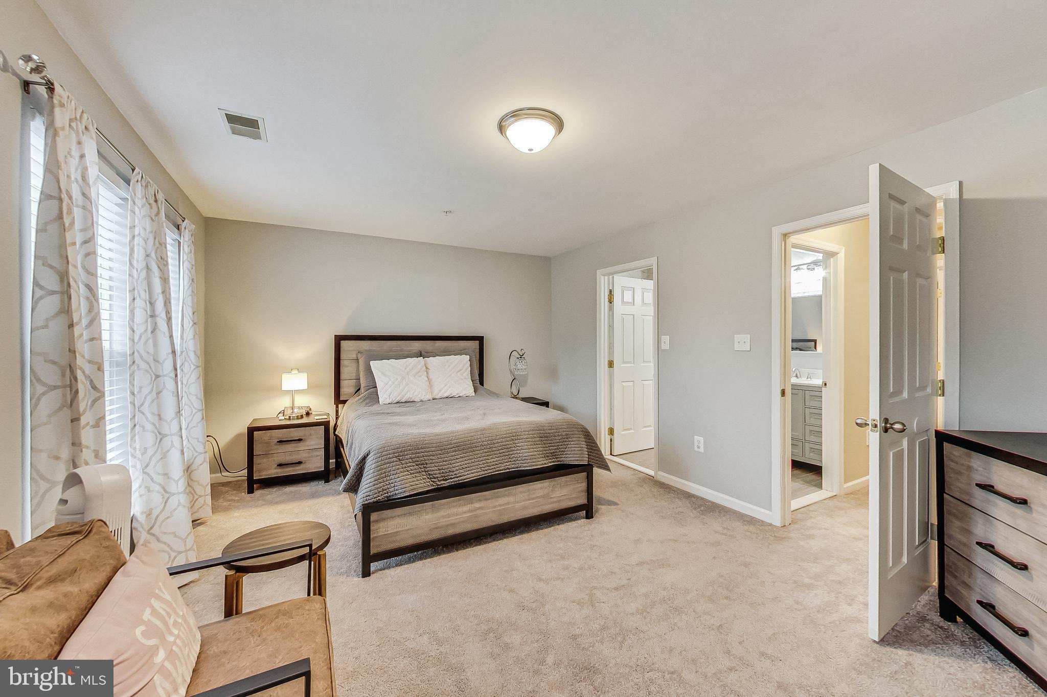 CEDAR POINTE - Residential