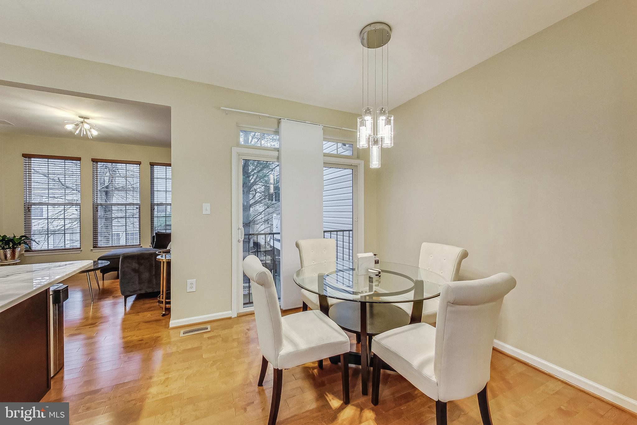 CEDAR POINTE - Residential