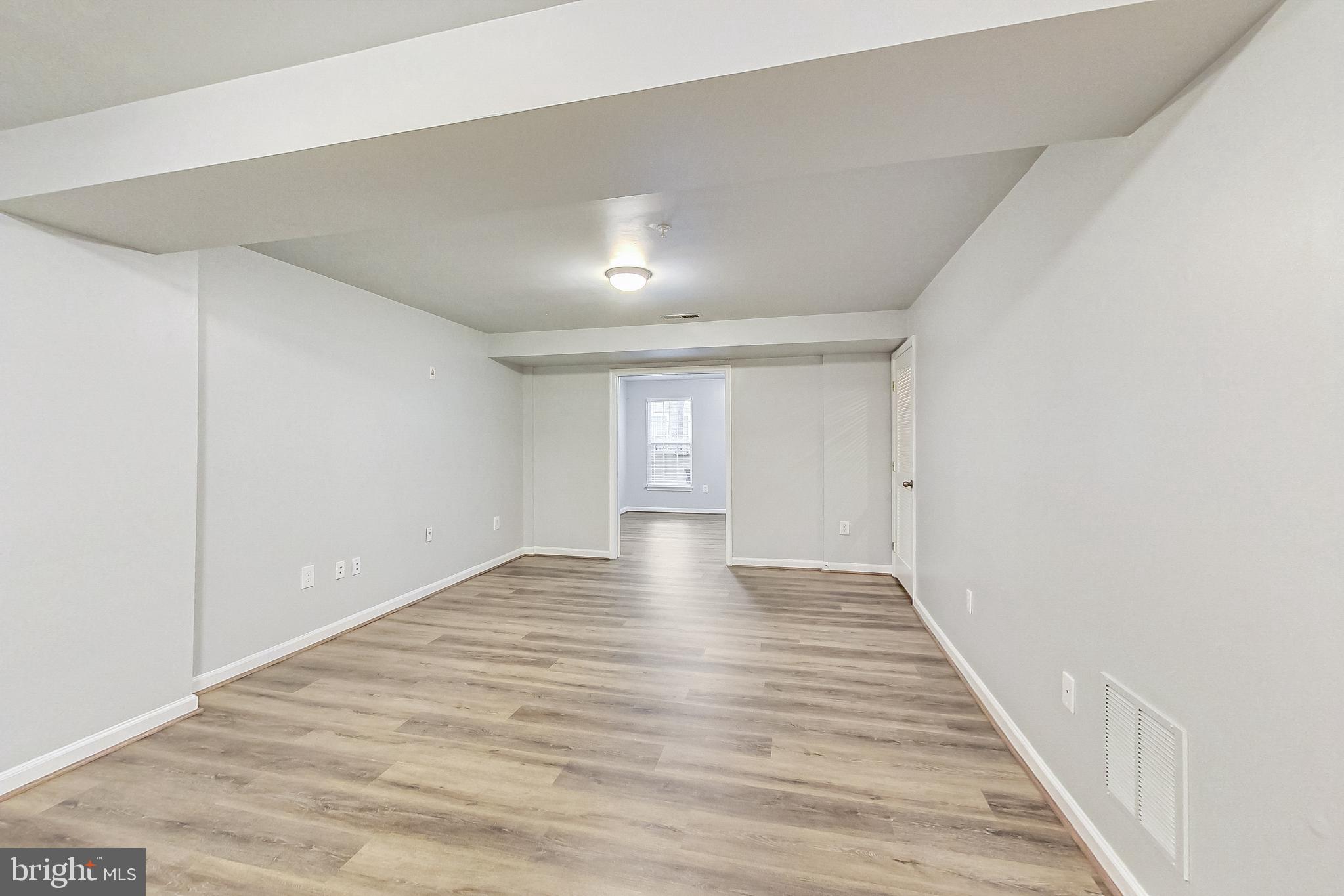 CEDAR POINTE - Residential