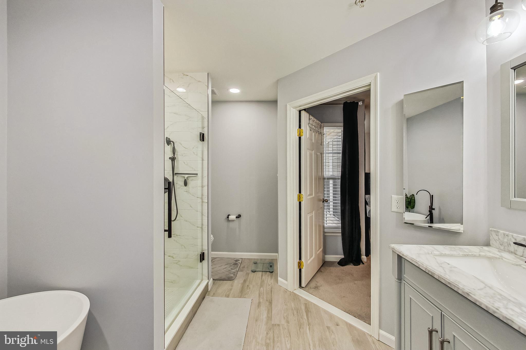 CEDAR POINTE - Residential