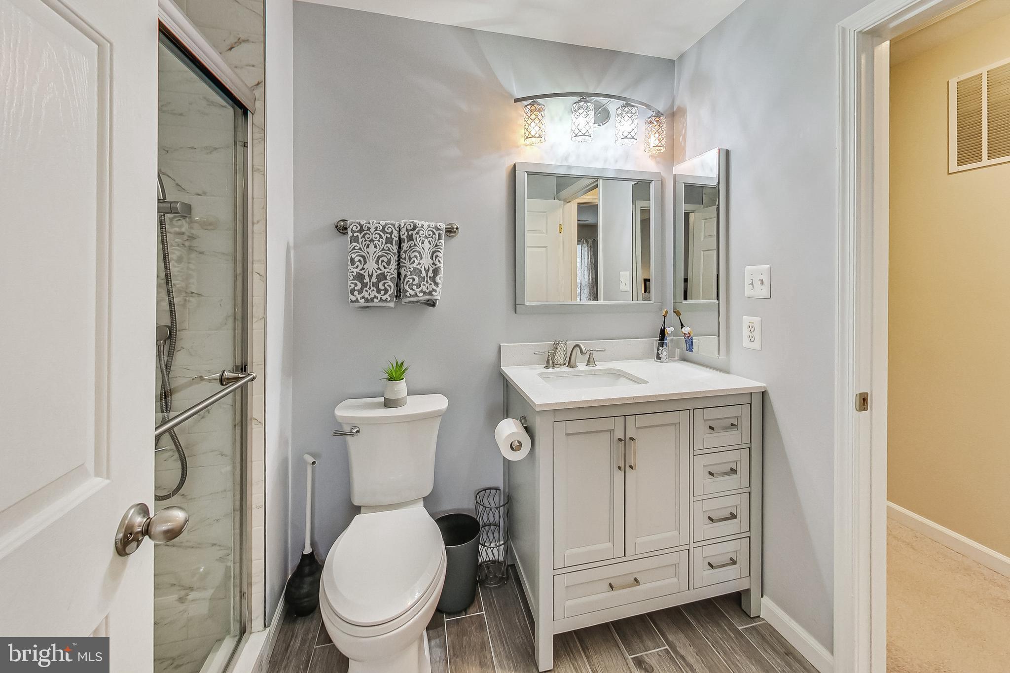 CEDAR POINTE - Residential