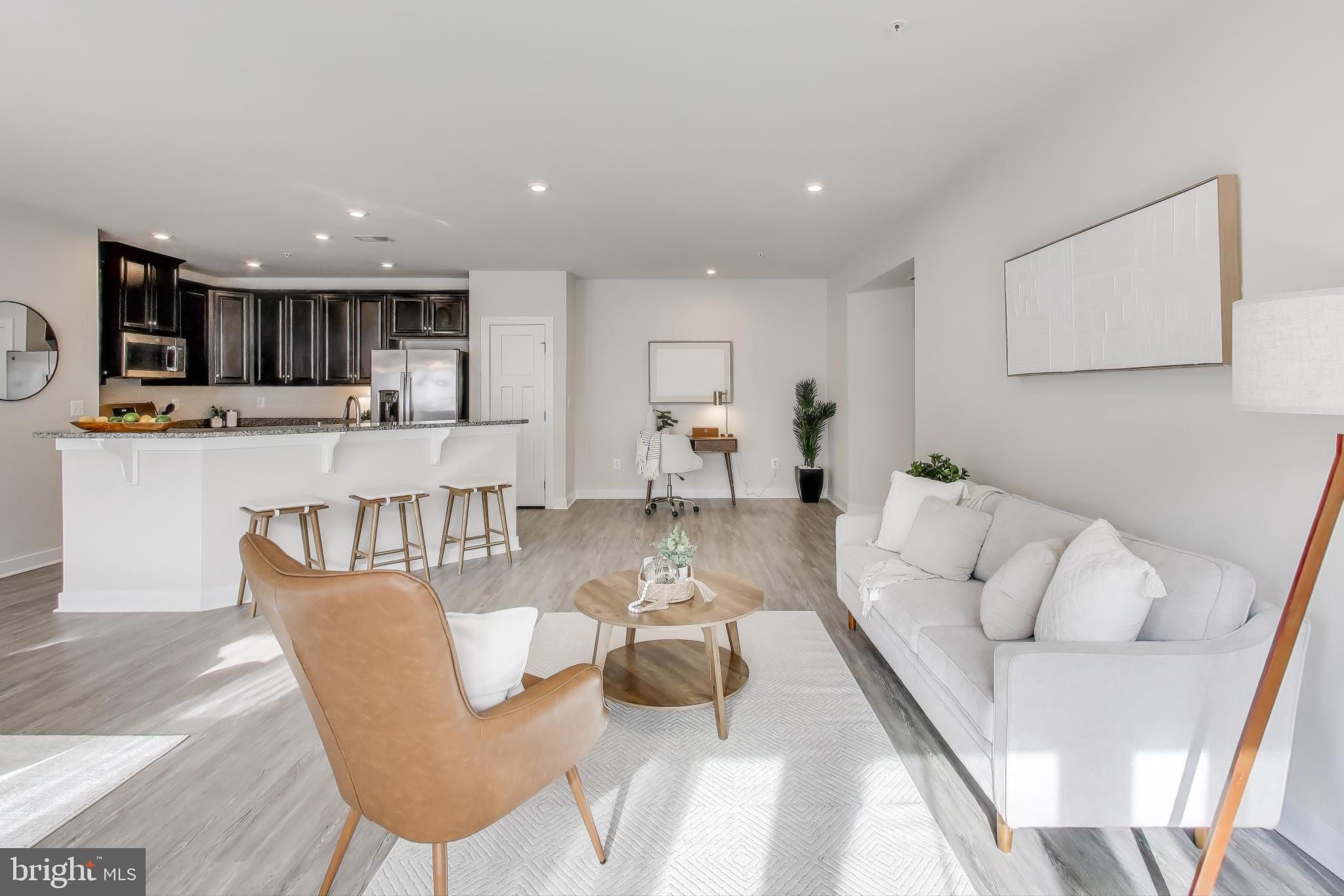 PADDOCK POINTE - Residential