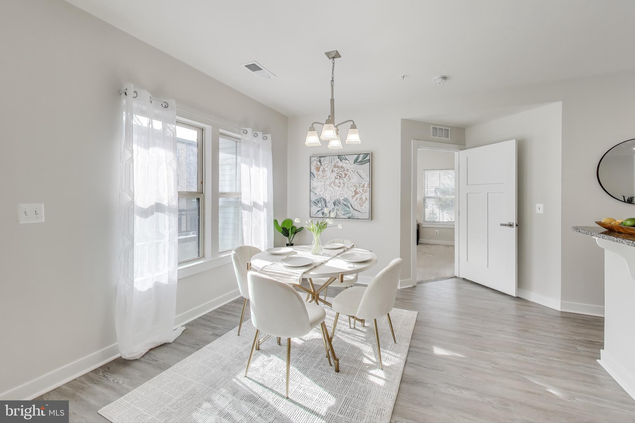 PADDOCK POINTE - Residential