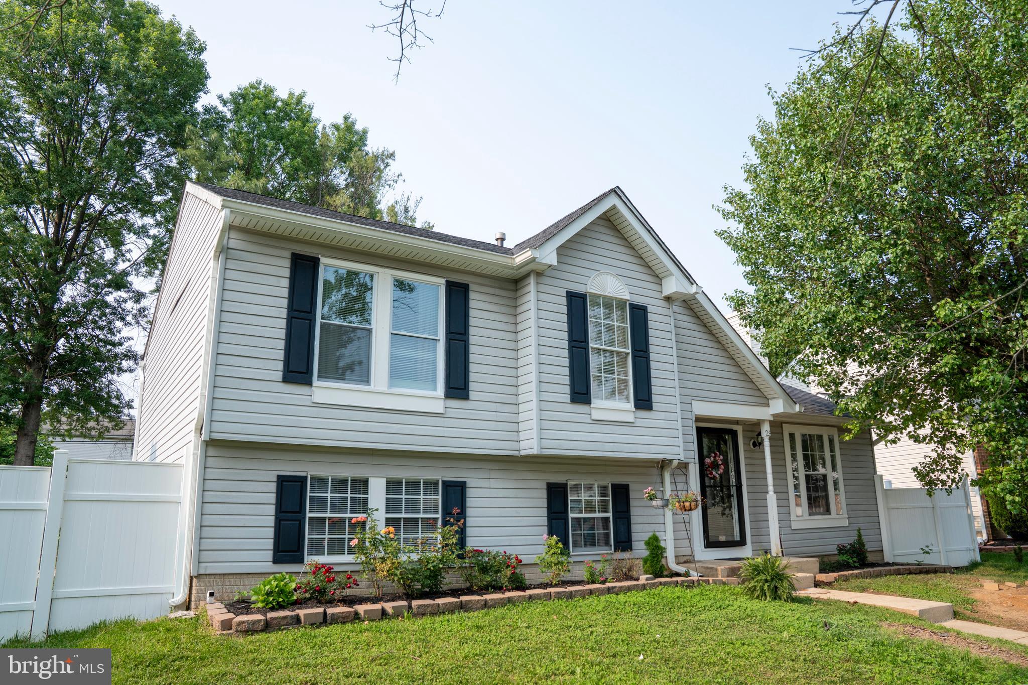 Beautiful 4BR, 2BA Split-Level Home in Premium Randallstown Community
Welcome to this charming four-bedroom, two-bathroom split-level home, ideally located on a quiet cul-de-sac. Perfect for comfortable living, the main level features an inviting living room, a separate dining area, and a beautiful kitchen complete with granite countertops, stainless steel appliances, and a central island—ideal for both everyday cooking and entertaining.
Upstairs, the generous primary suite includes a large walk-in closet and an additional closet for extra storage. Two more well-sized bedrooms and a full bathroom with a tub complete the upper level. The lower level offers a cozy family room, a fourth bedroom, a second full bathroom with a walk-in shower, and direct walk-out access to the rear patio, making it a perfect space for gatherings or guests.
Additional highlights include a fenced backyard, a newly installed roof (2020), new gutters (2021), a new hot water heater (2021), and an updated kitchen with new appliances. The home also features unfinished basement space, currently used for storage and laundry, offering great potential for customization.
This well-maintained and thoughtfully updated home offers the space, flexibility, and location you’ve been looking for—truly a must-see!