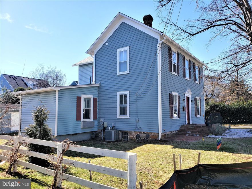 Available June 1st!  HISTORIC DOWNTOWN HERNDON Classic Old Town Circa 1900 Federal Style Home! PROMINIENT LOCATION!  Large Back Yard with Shed and Detached Garage! SUNNY, MODERN GOURMET KITCHEN, Five Burner Gas Range and Smart Fridge!  Formal Living and Dining Room PERFECT FOR ENTERTAINING FAMILY AND FRIENDS! Four Bedrooms Upstairs with Built-Ins!  BALL AND CLAW TUB With Hand Shower Upper Level!  Full Bath with Stall Shower Main Level!  Family Room off Kitchen! Organic Plant Beds in Rear!  Patio, Lawn Furniture Conveys!  2 Blocks from WO&D Biking and Walking Trail! Enjoy Herndon Lifestyle! Outdoor Summer Concert Series!  Walk to All Amenities!  Less than 5 mile to Silverline Metro, Toll Road 2 Miles! EASY ONLINE APPLICATION!  Ask Your Realtor For Details!  Sorry, NO DOGS.  MAX Two Incomes/MAX Two Vehicles To Qualify - Good Credit Required- No Commercial Equipment