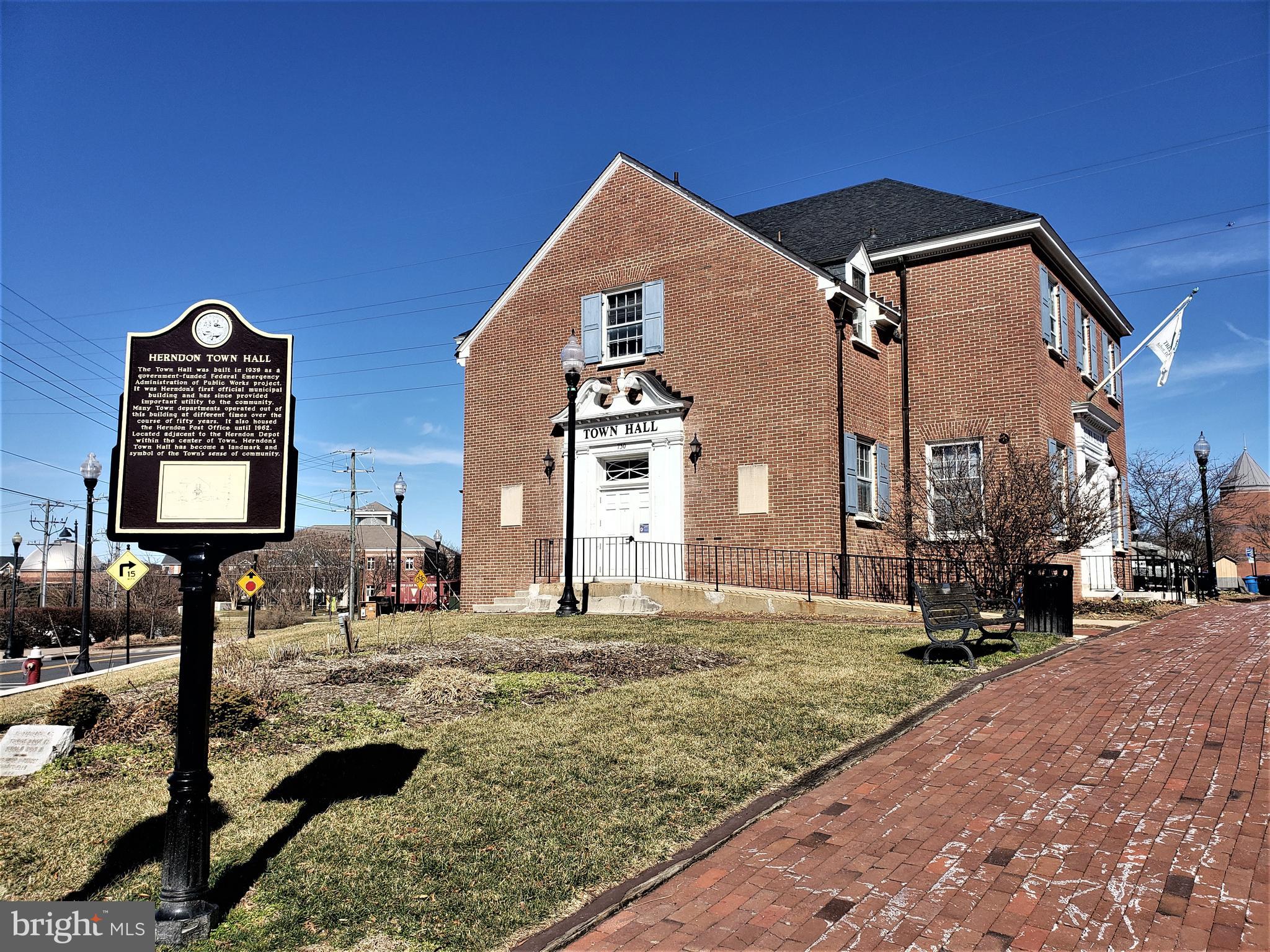 HERNDON - Residential Lease