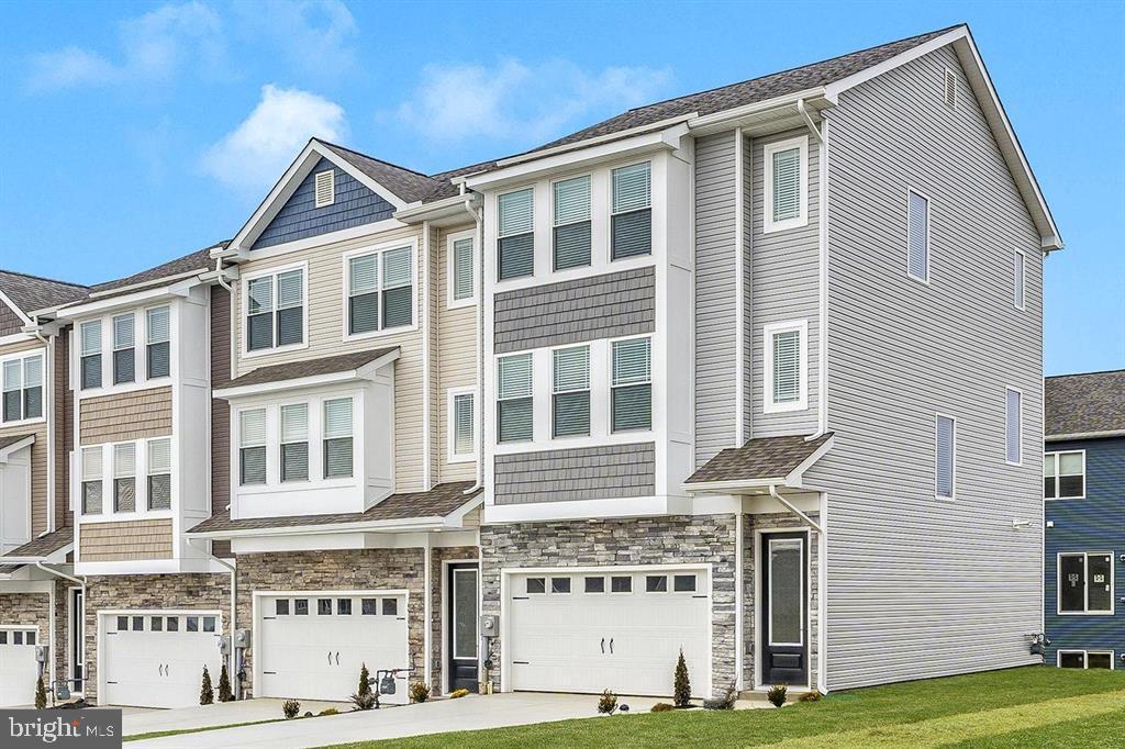 BRIMINGTON FARM - Residential Lease