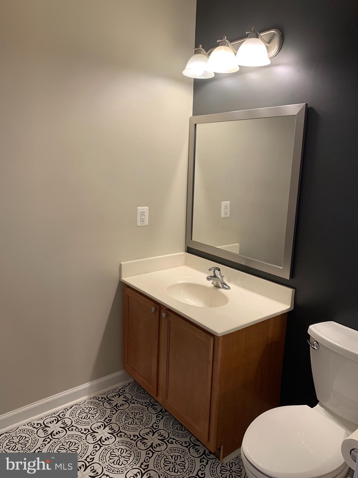 WAVERLY STATION - Residential Lease