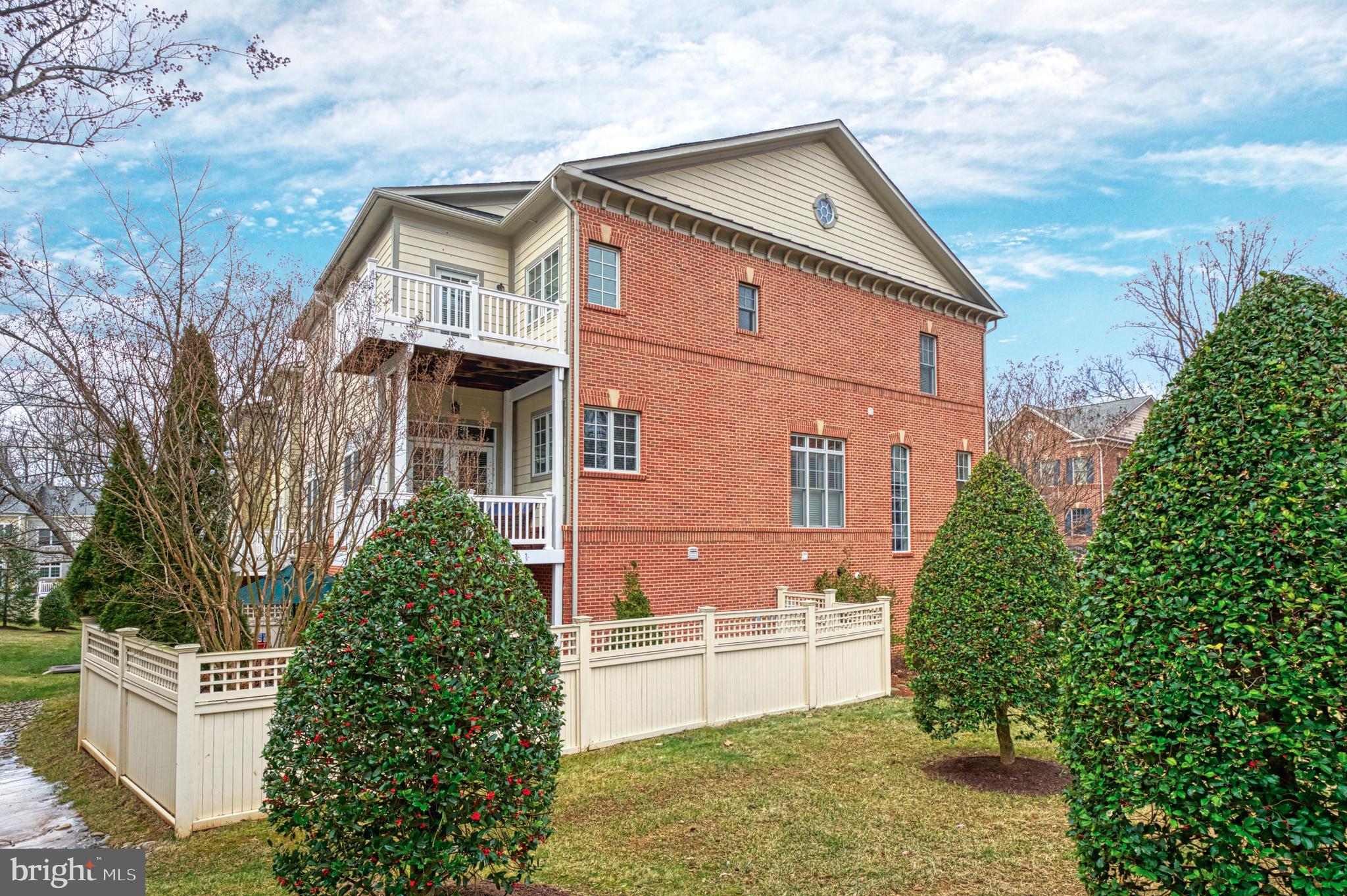 STOCKWELL MANOR - Residential