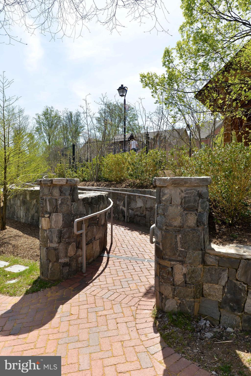 STOCKWELL MANOR - Residential