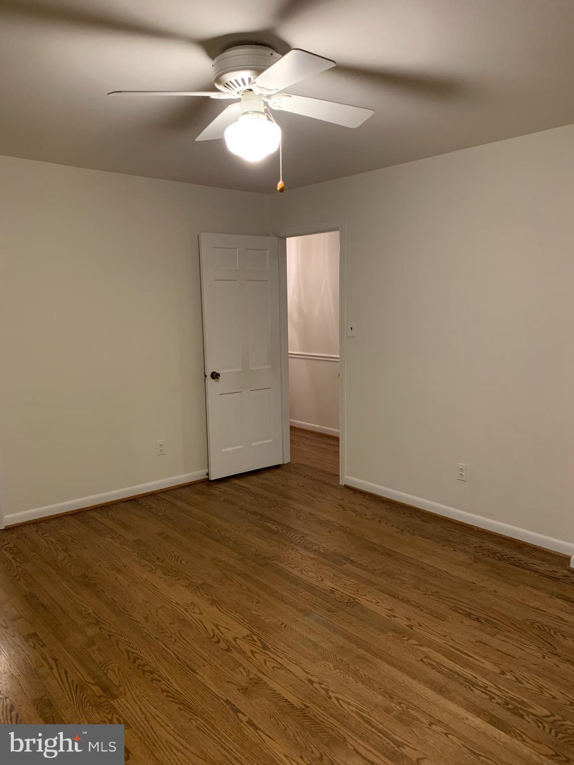 WOODSIDE ESTATES - Residential Lease