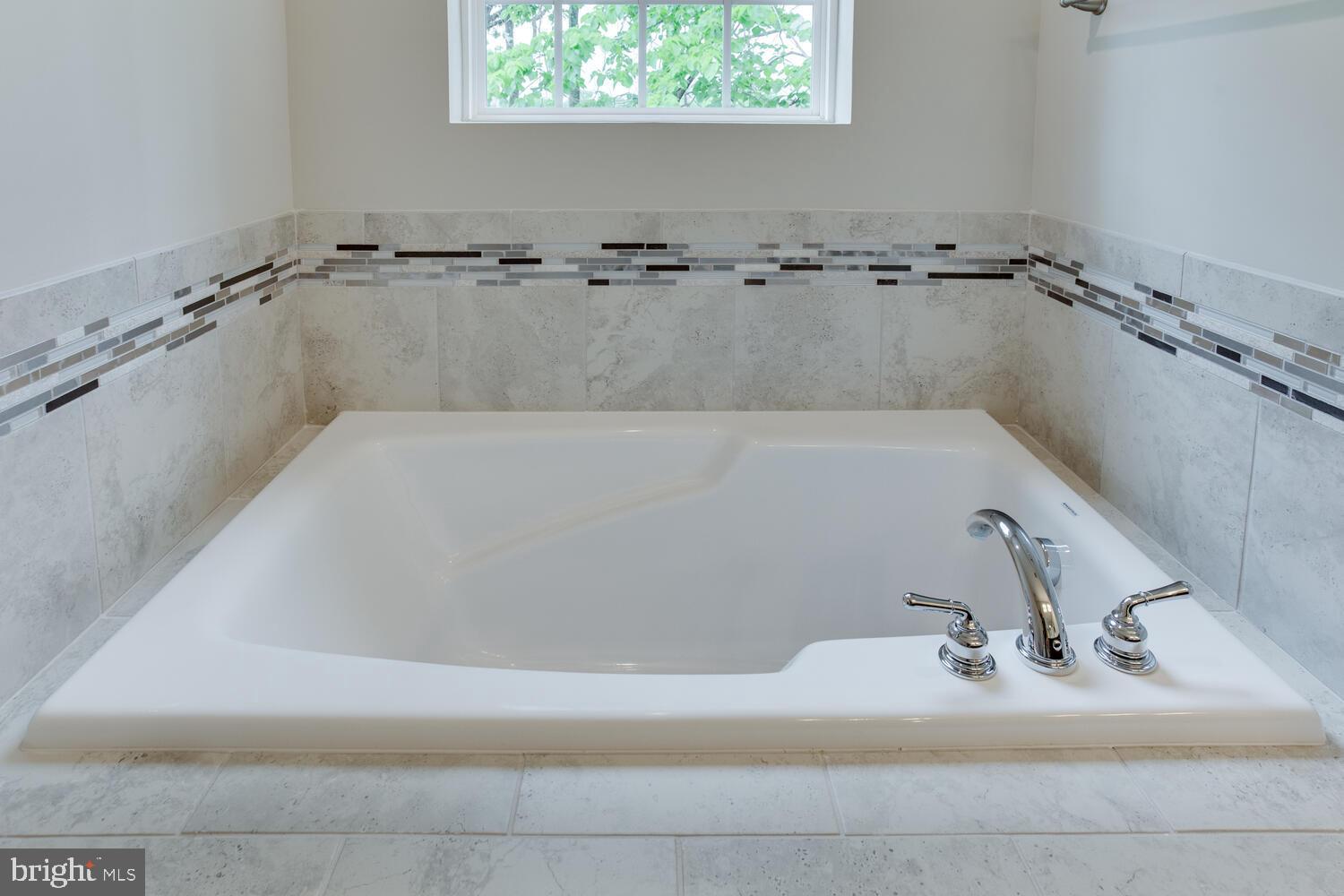 WEST LANHAM - Residential