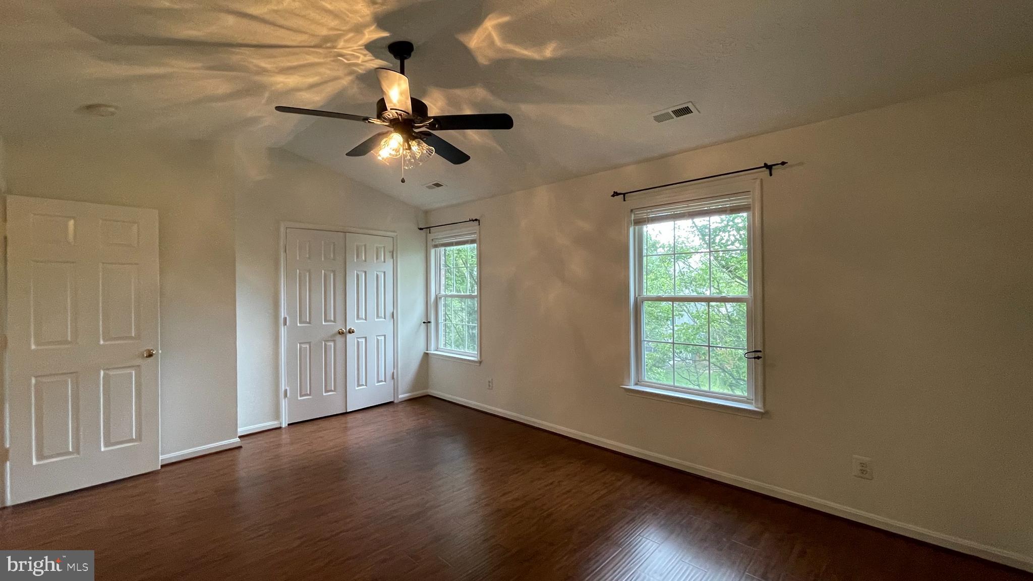 CHARLESTOWN COMMONS - Residential Lease