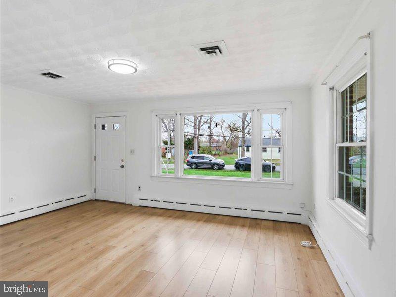 SPRINGFIELD FOREST - Residential