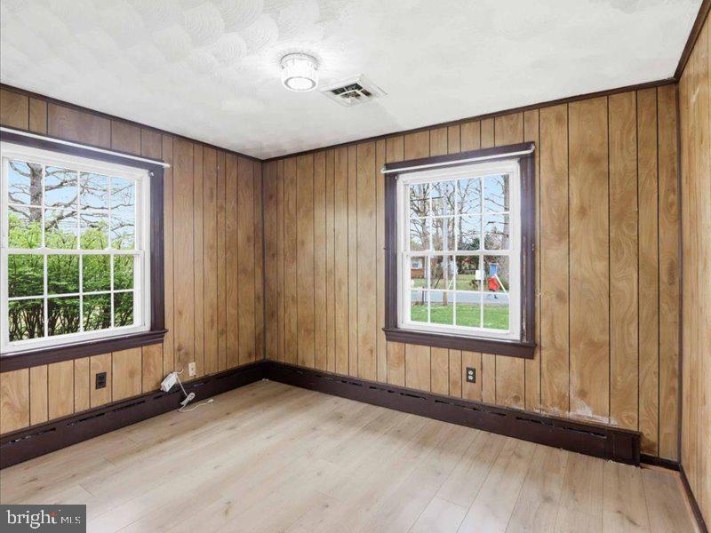 SPRINGFIELD FOREST - Residential